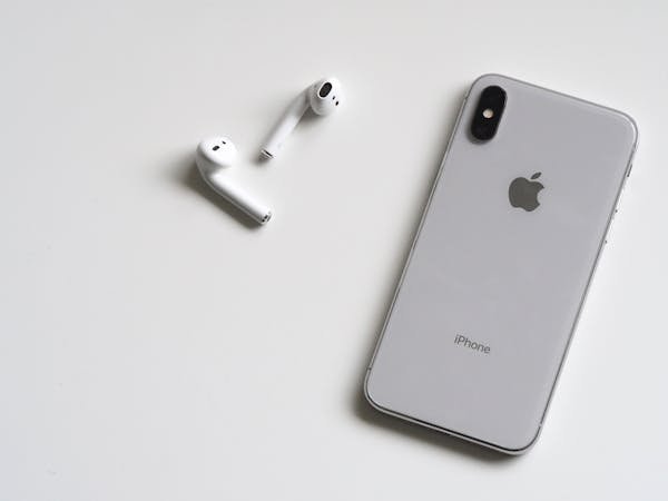 Pièces détachées iPhone : réparez facilement et efficacement